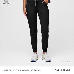 Brand new Figs set  High waste Zamora large petite, one pocket top in  large